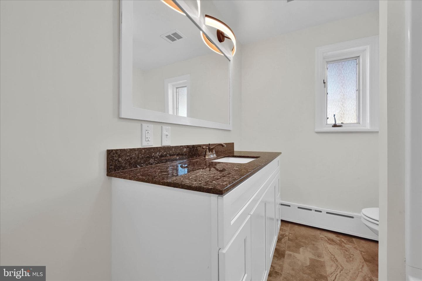 65 Hawk Lane photo 22
