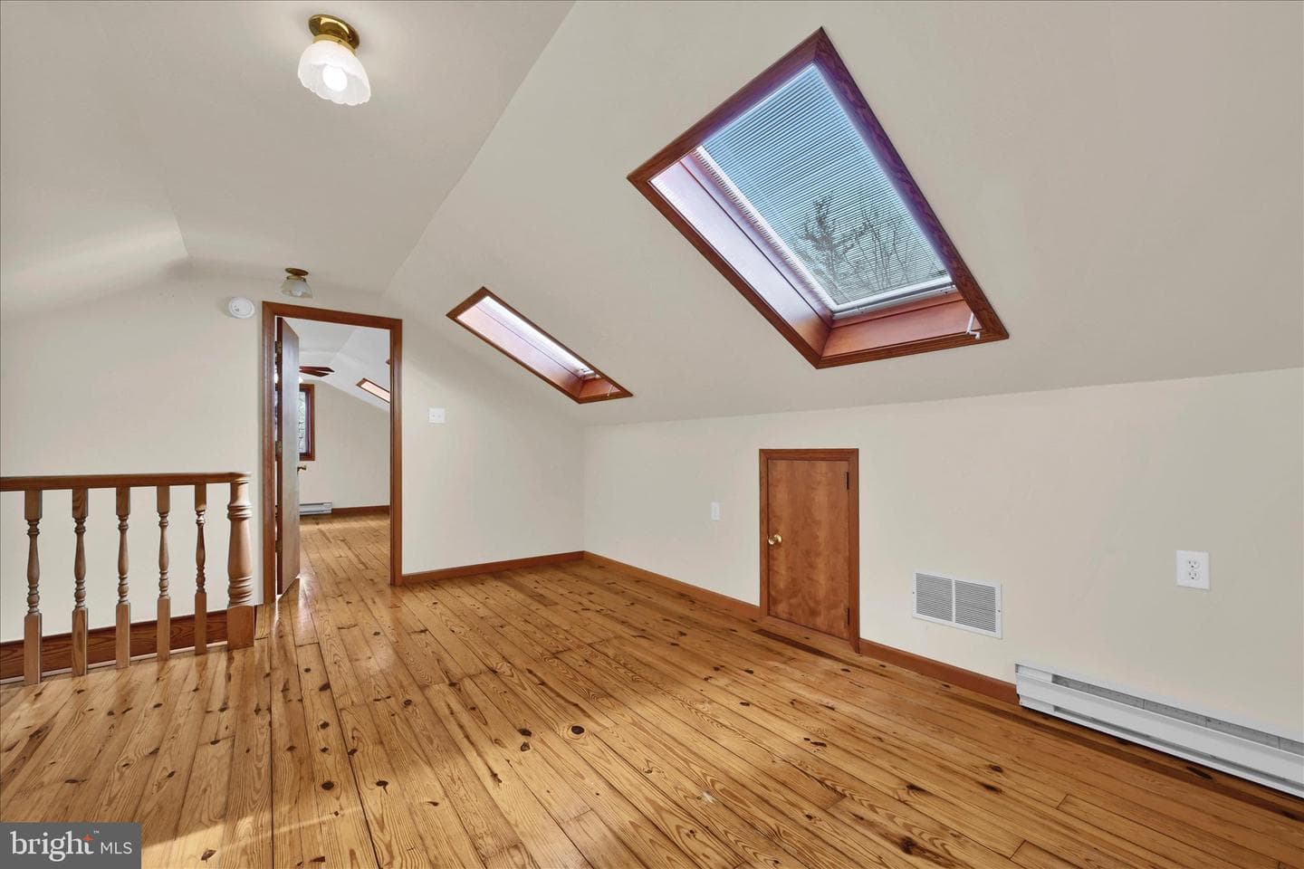 65 Hawk Lane photo 23