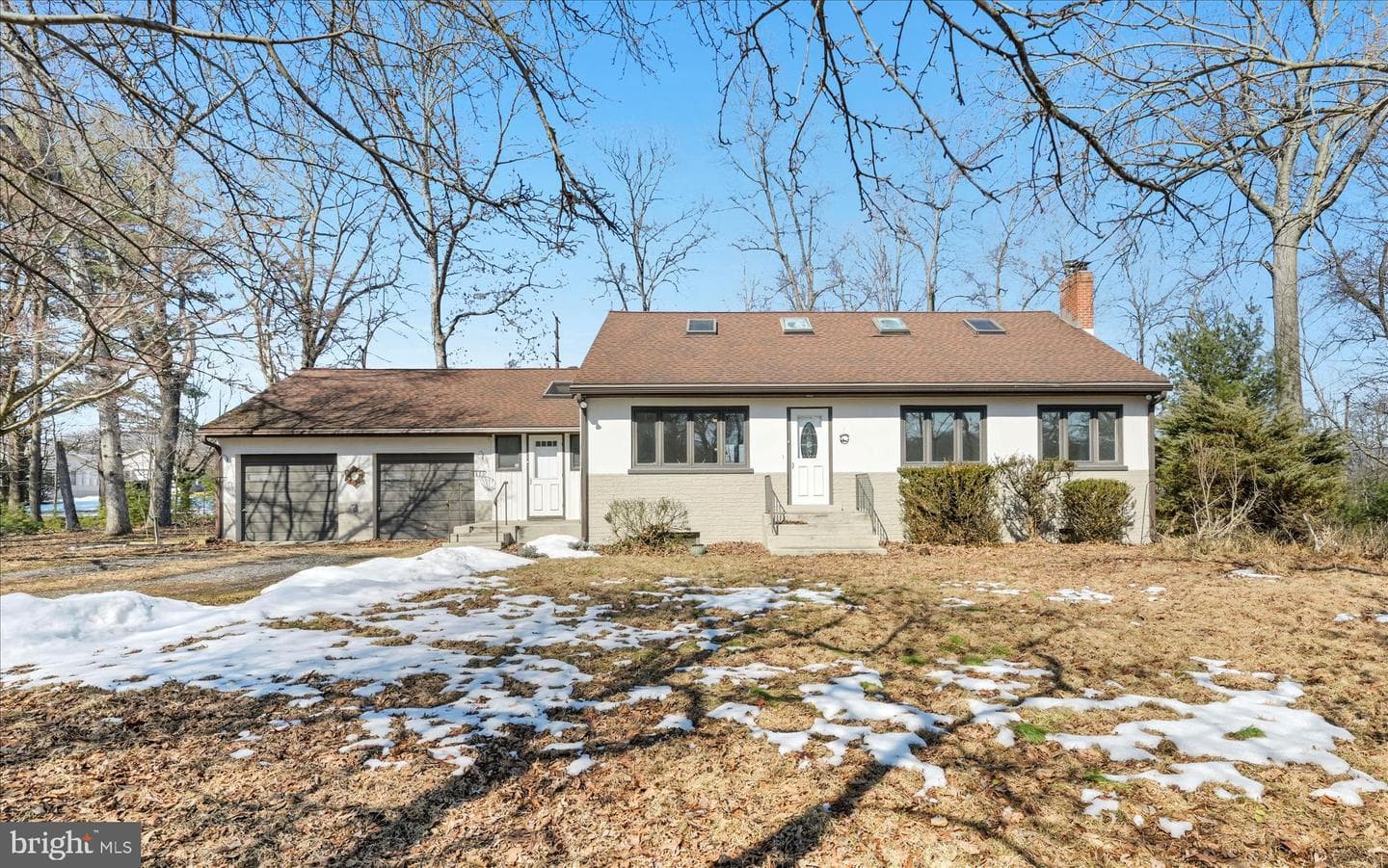 65 Hawk Lane photo 4