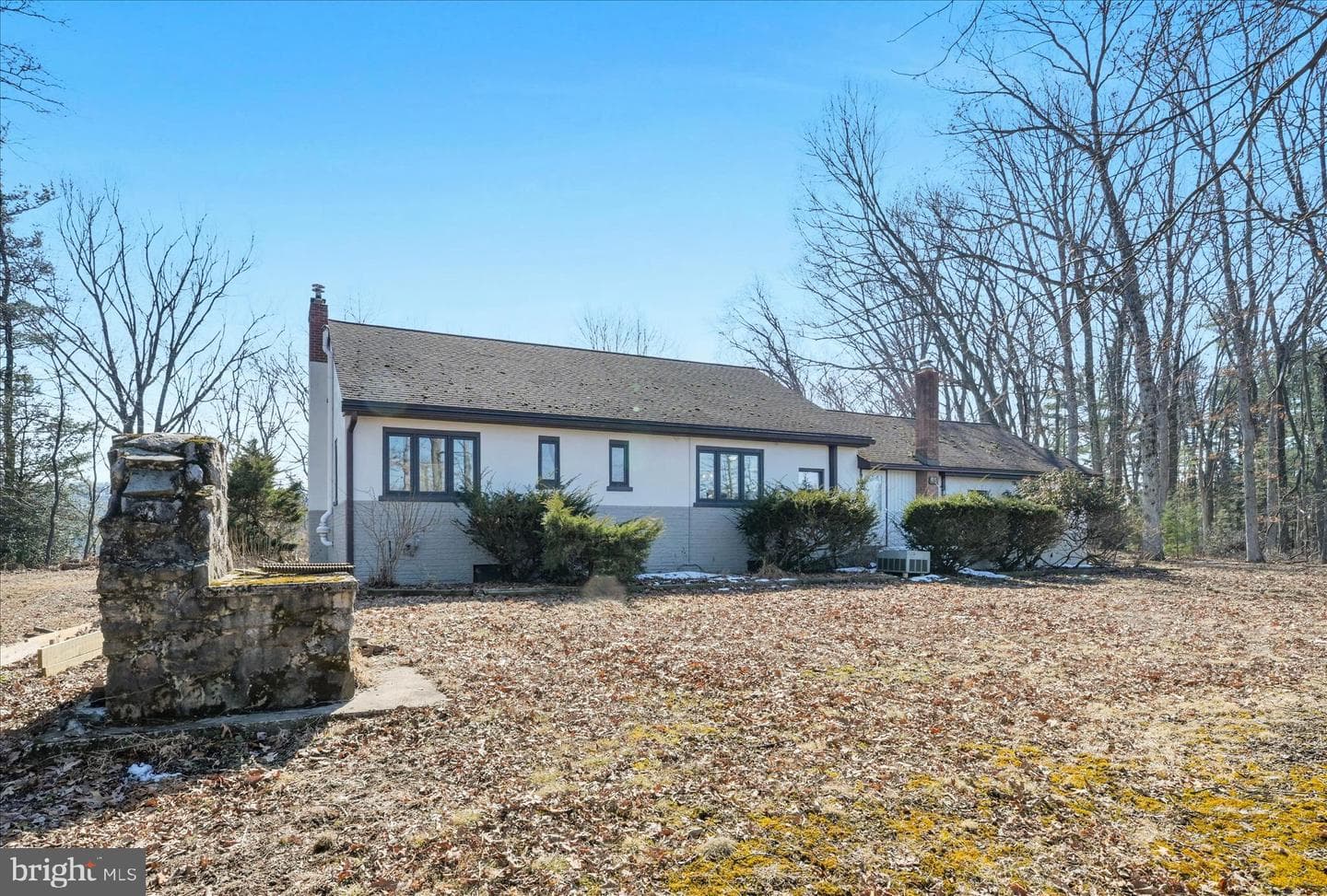 65 Hawk Lane photo 41