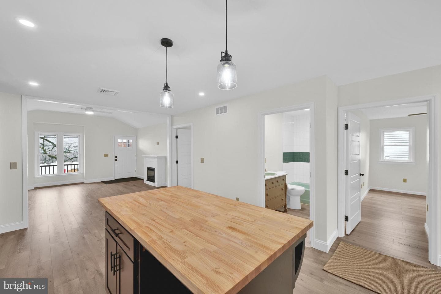 1308 Mount Hope Avenue photo 12
