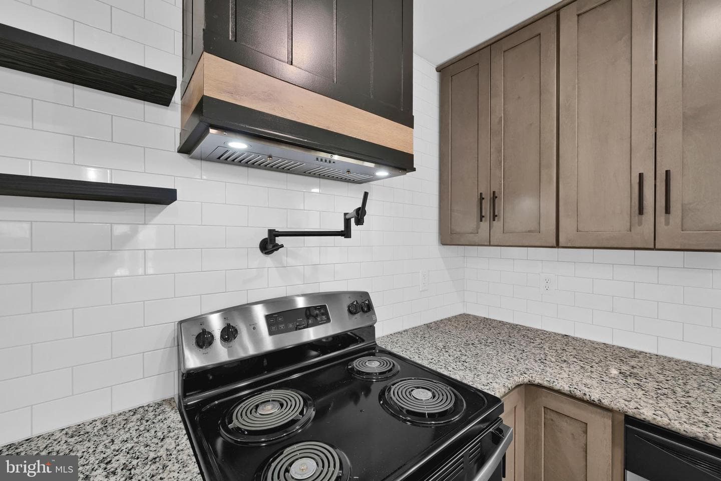 1308 Mount Hope Avenue photo 15