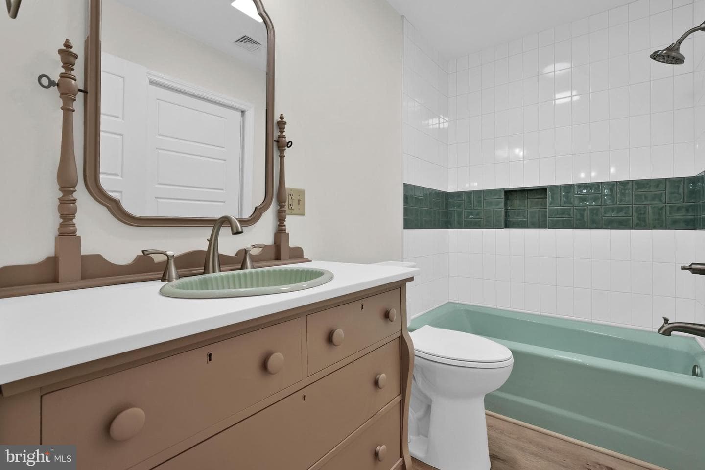 1308 Mount Hope Avenue photo 24