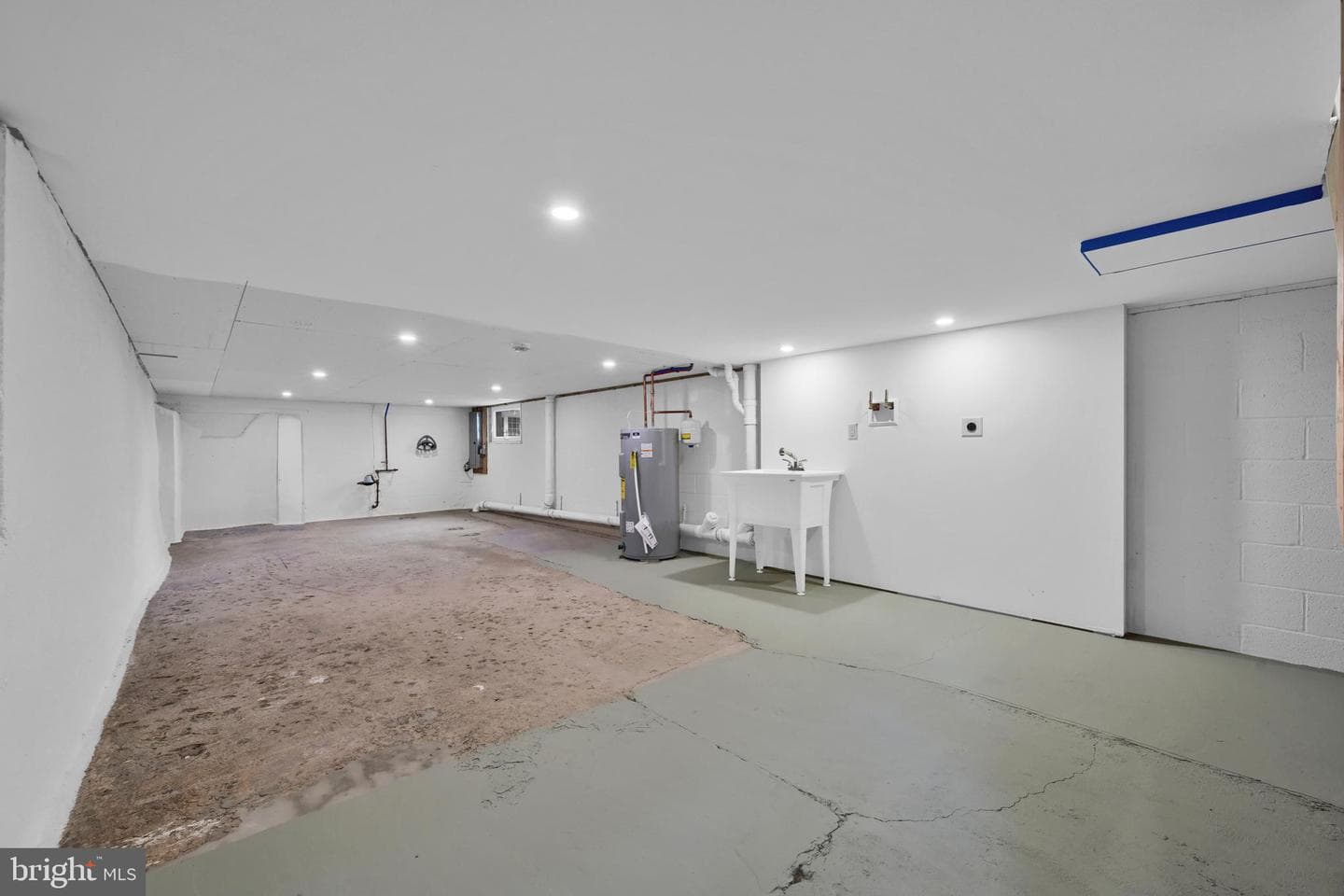 1308 Mount Hope Avenue photo 25