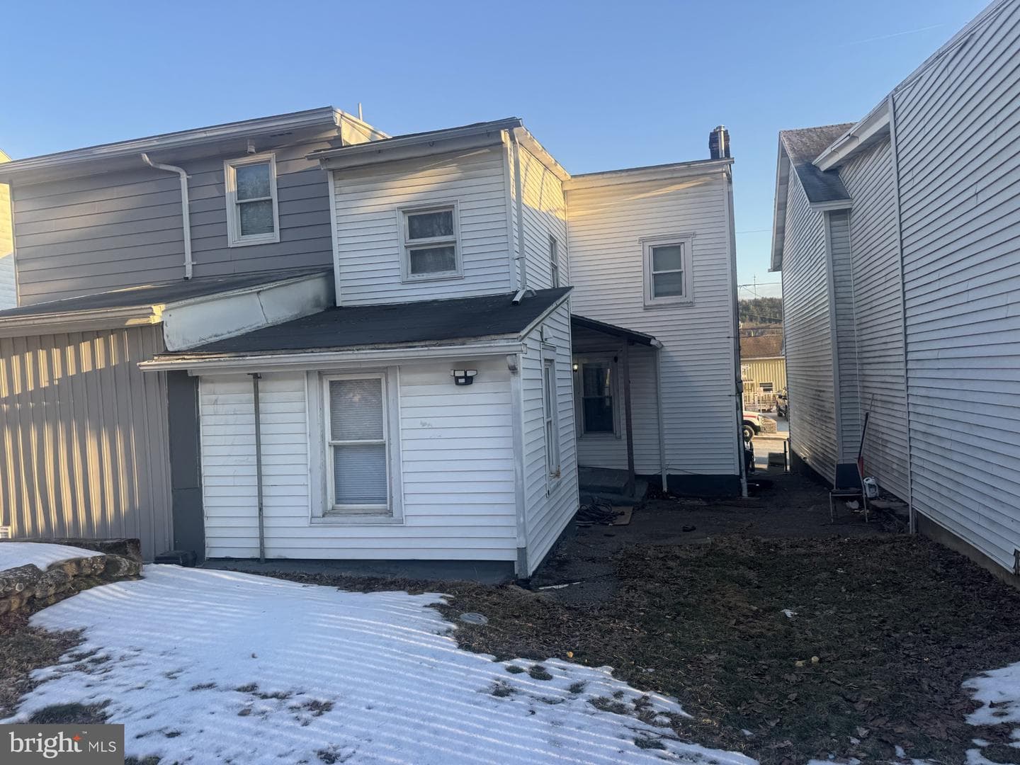 429 E Elm Street photo 19