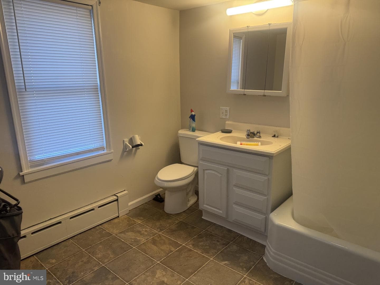 429 E Elm Street photo 9