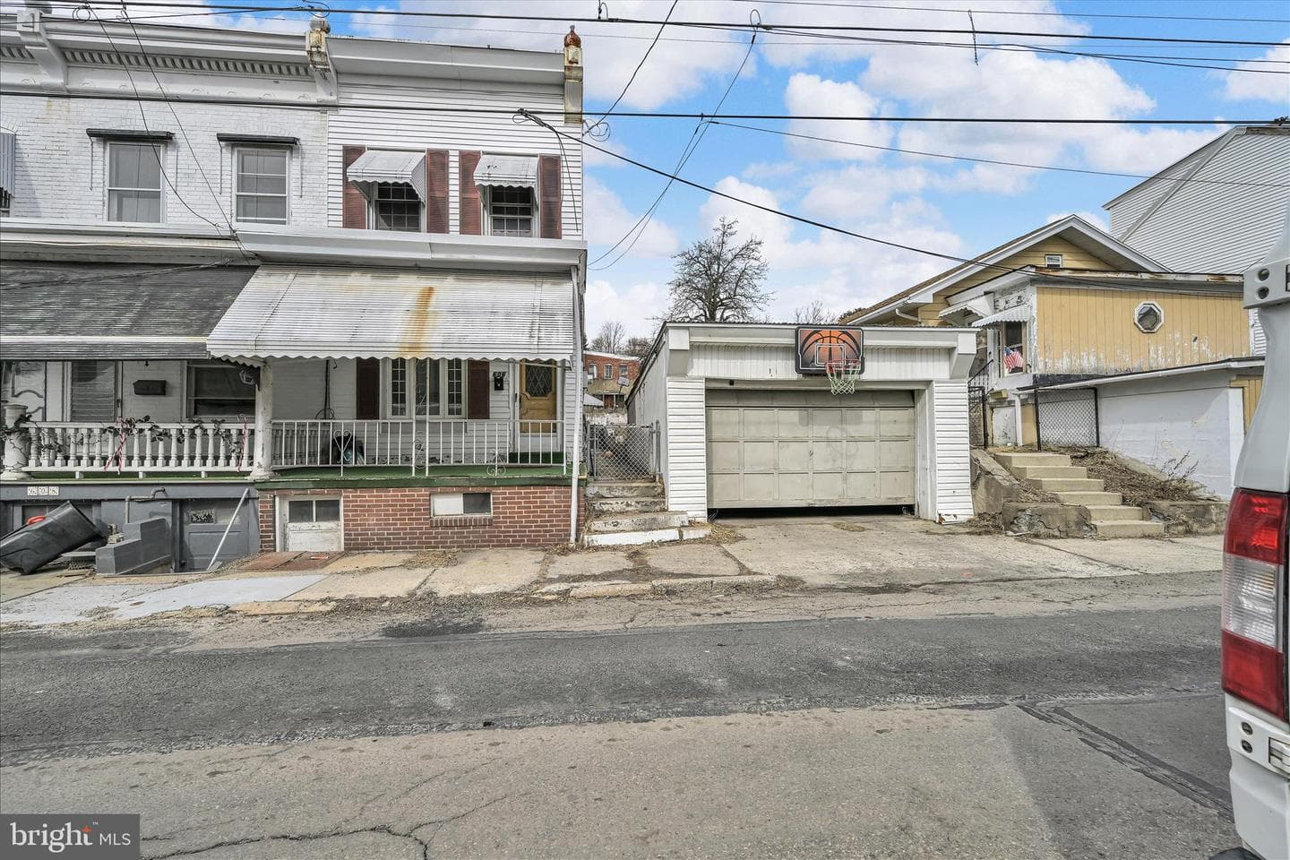 606-604 Fairview Street