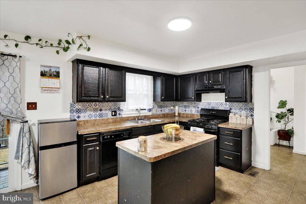 87 Oak Ledge Avenue photo 10