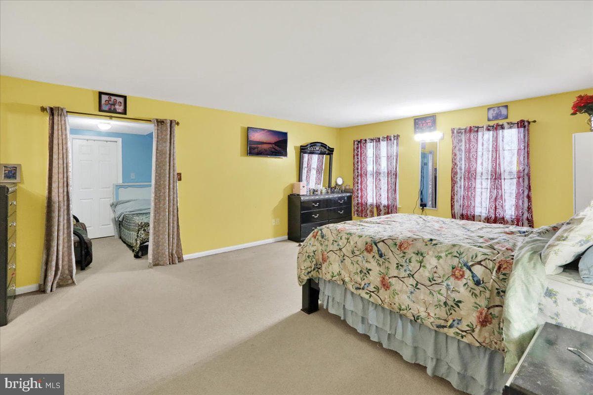 87 Oak Ledge Avenue photo 25