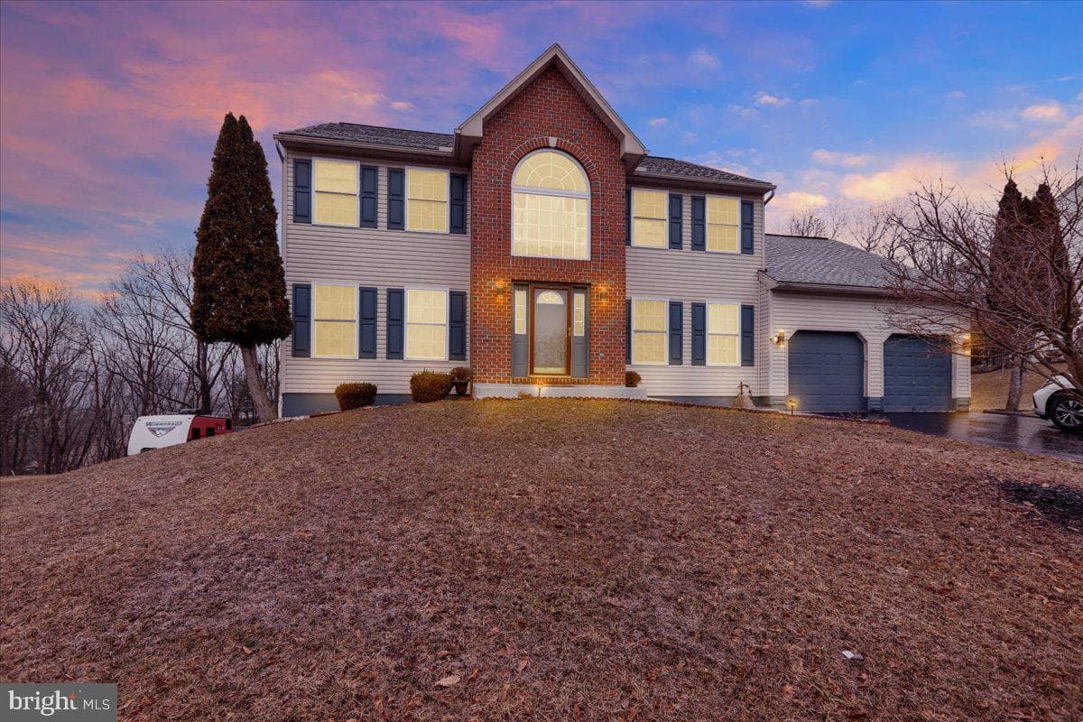 87 Oak Ledge Avenue photo 3