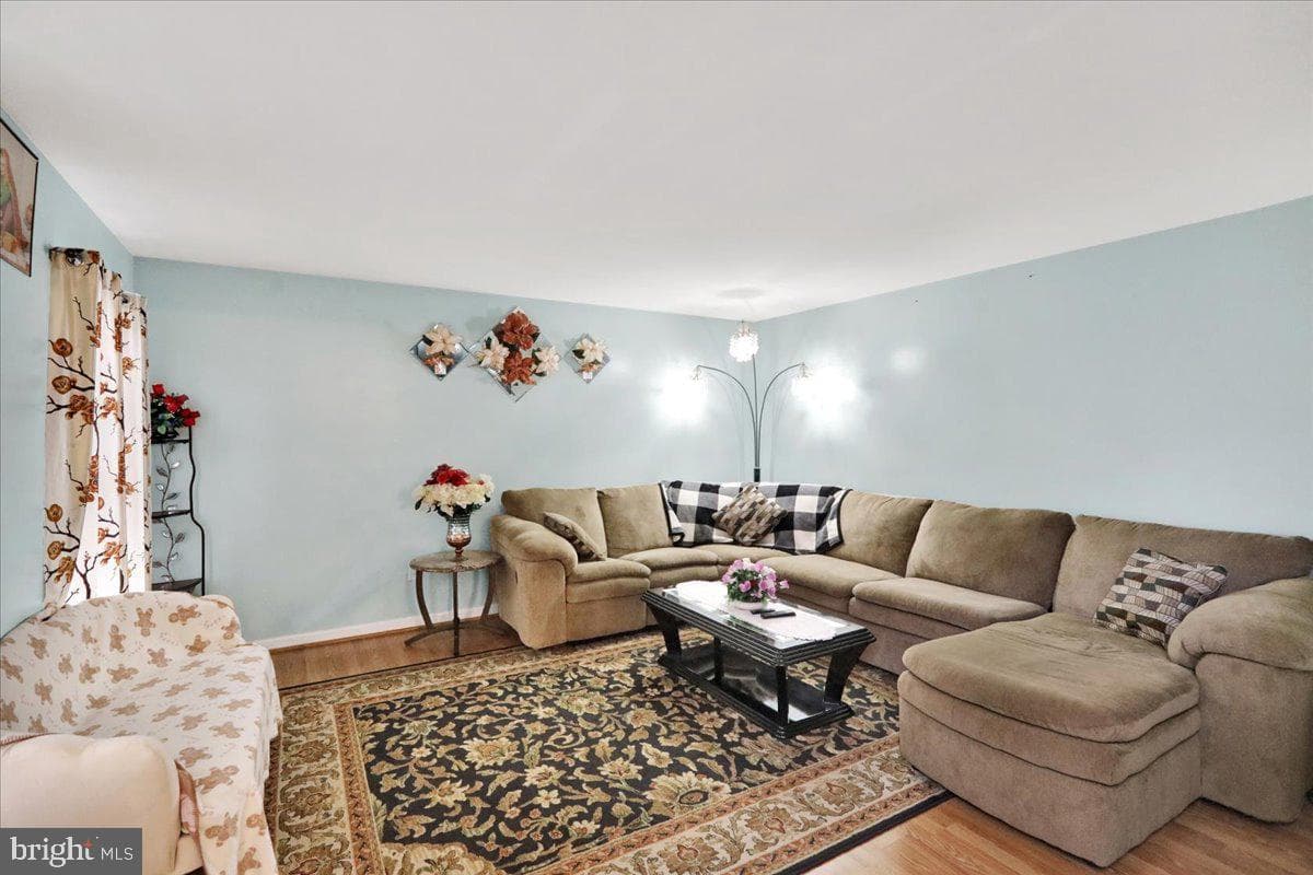 87 Oak Ledge Avenue photo 7