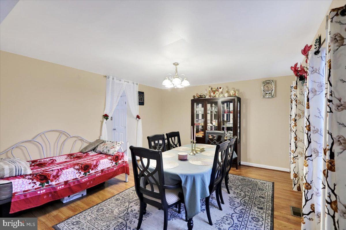 87 Oak Ledge Avenue photo 8