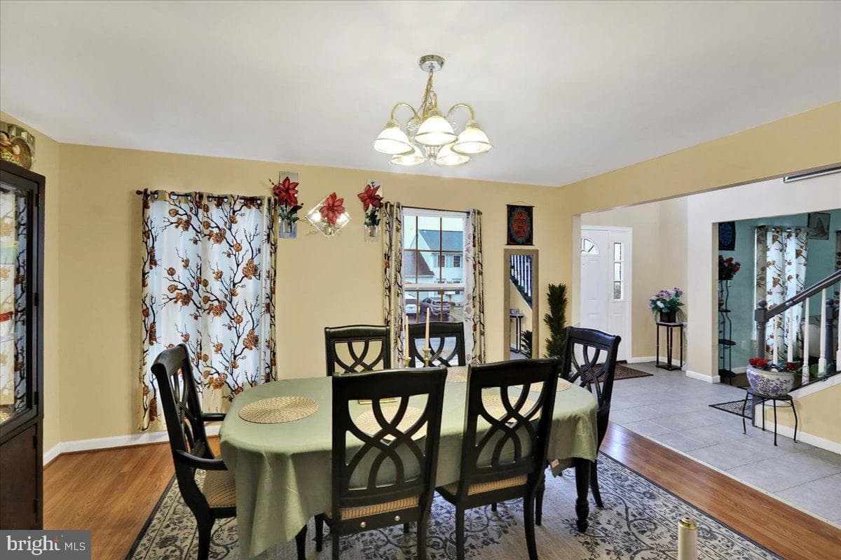 87 Oak Ledge Avenue photo 9