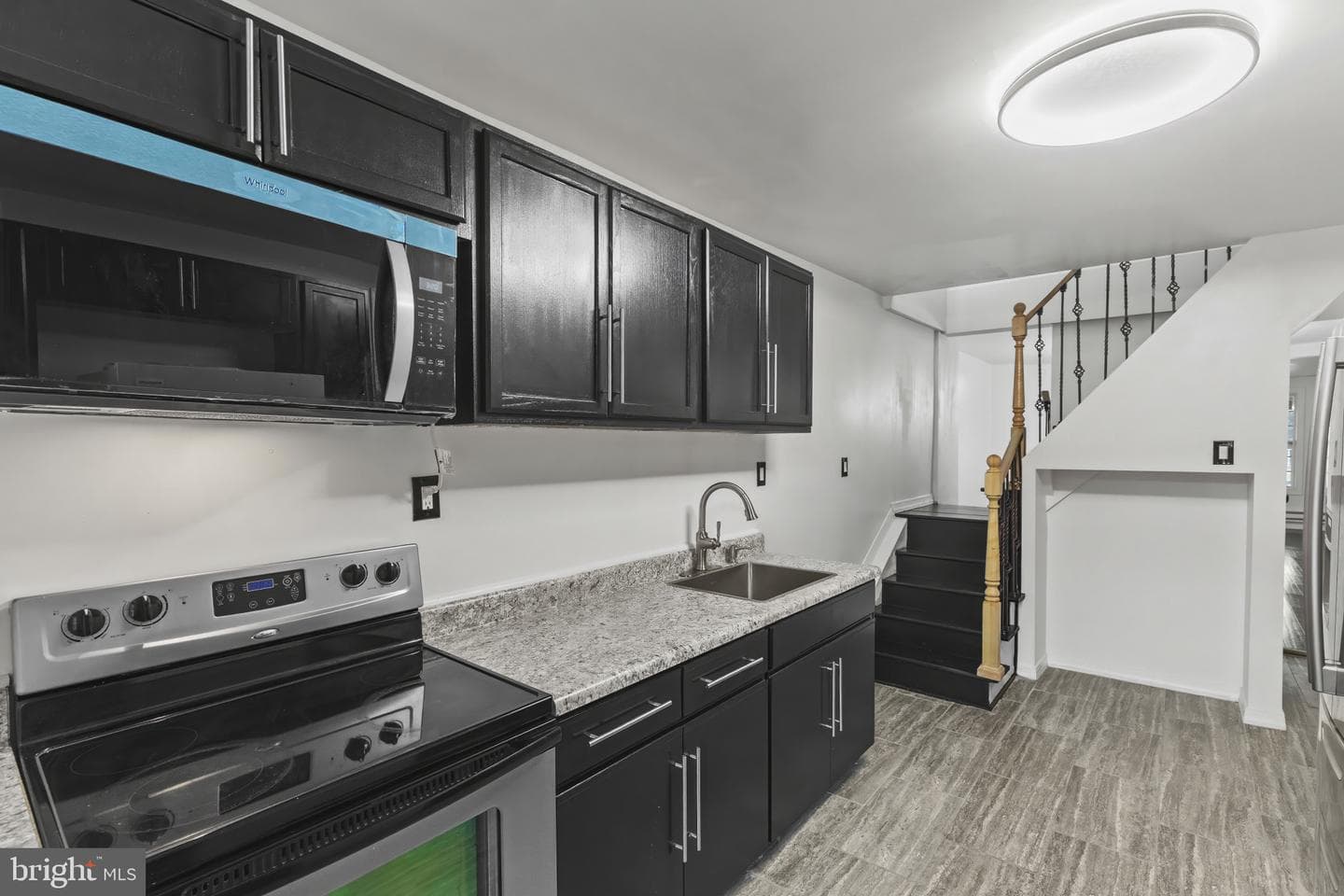 120 W Centre Street photo 15