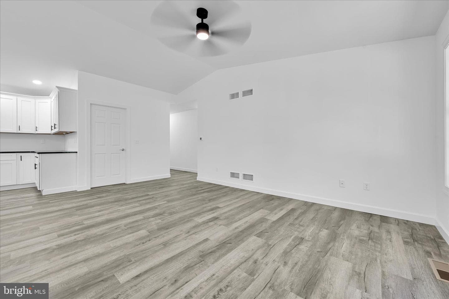 1799 Crazy Horse Drive photo 10