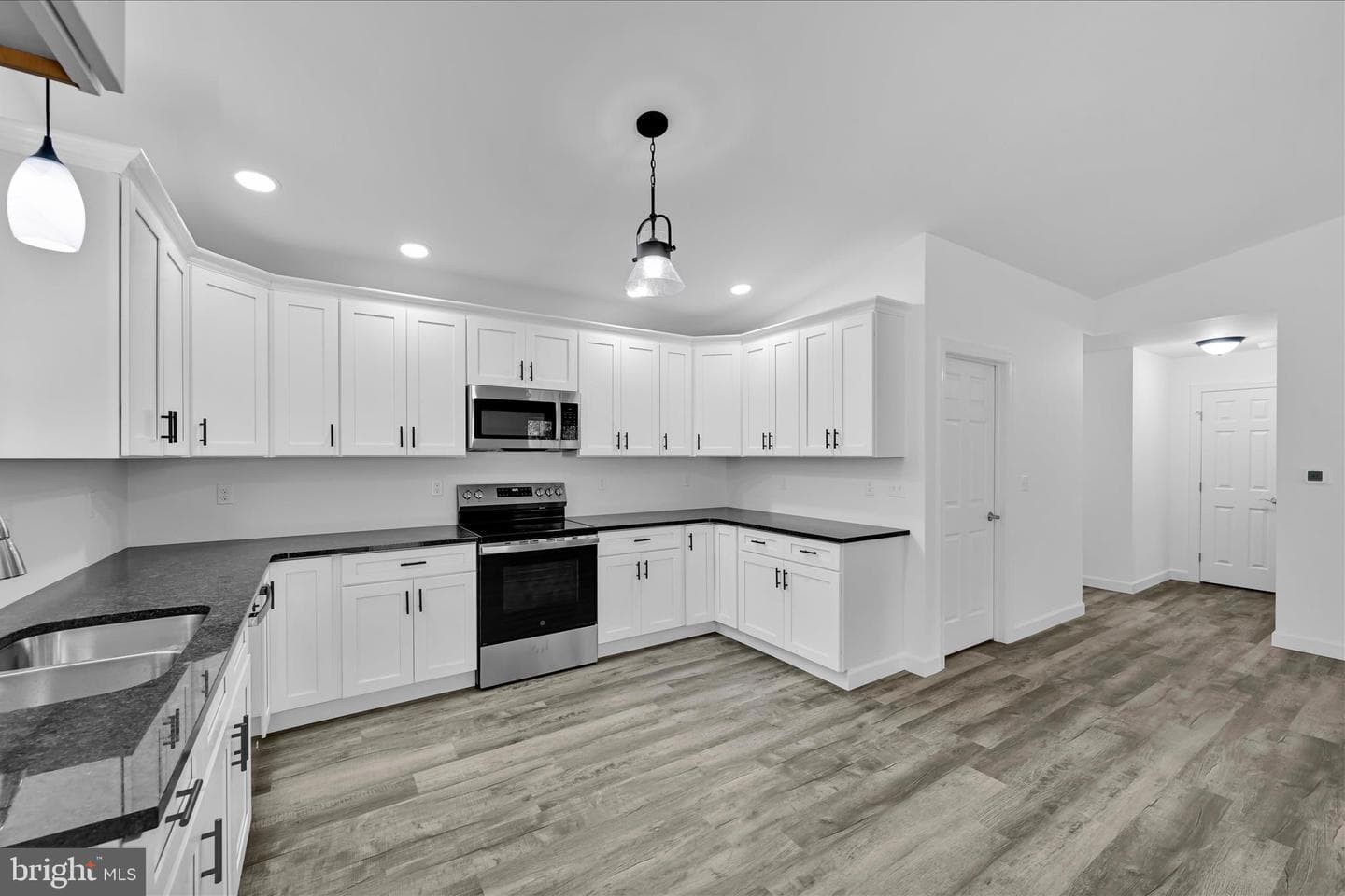 1799 Crazy Horse Drive photo 14