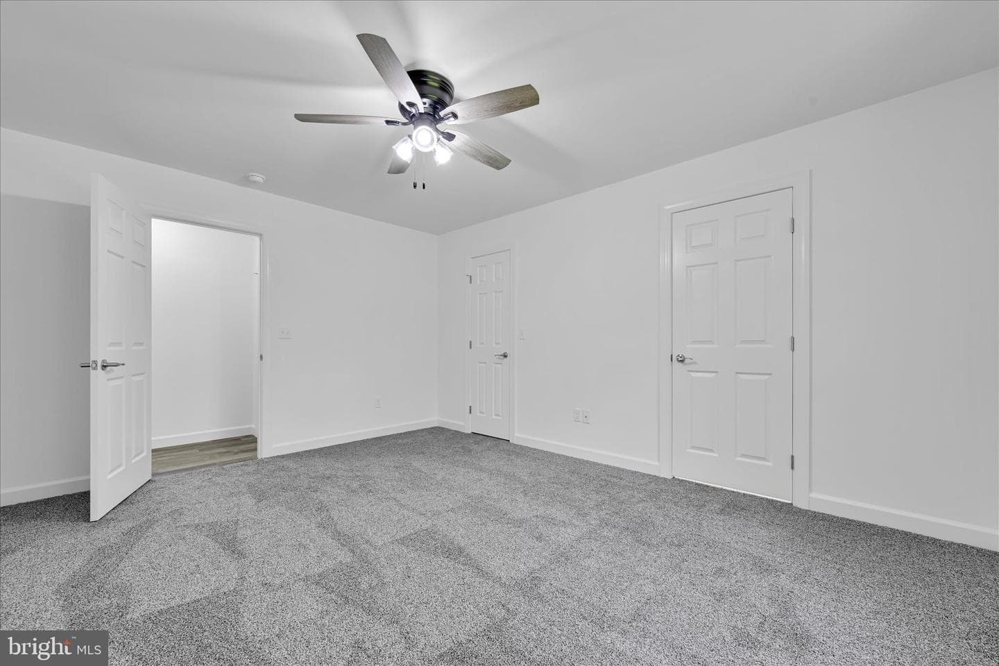 1799 Crazy Horse Drive photo 23