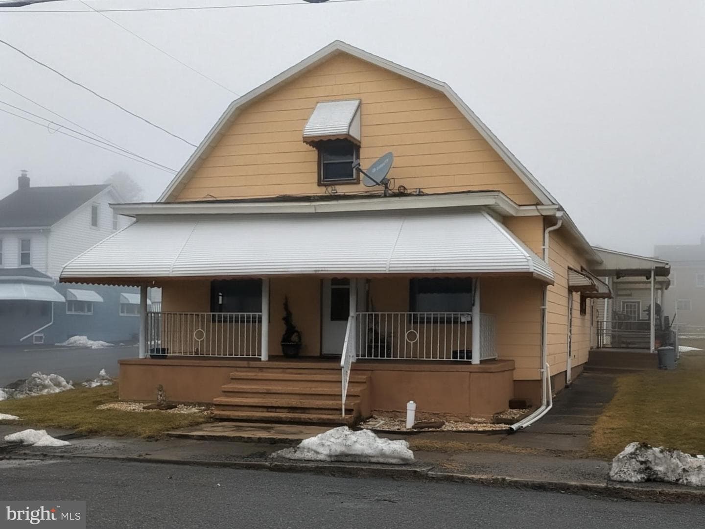 25 James Street photo 1