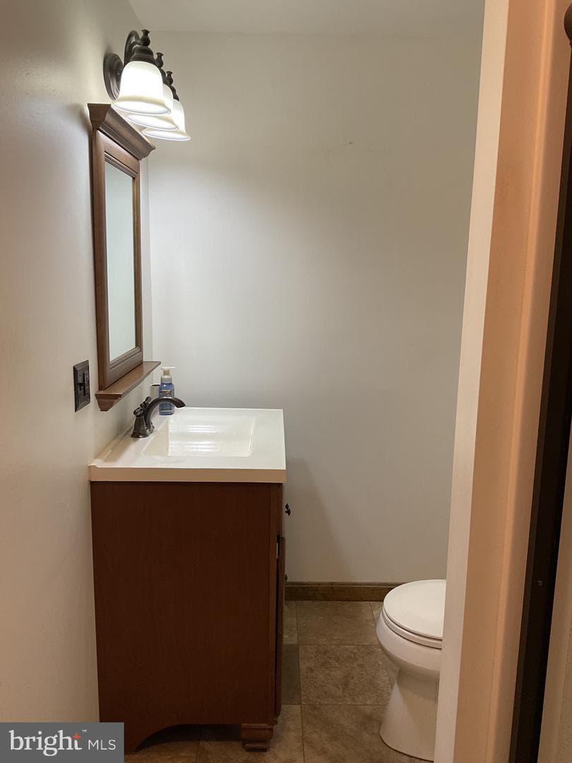 337 W Pine Street photo 19