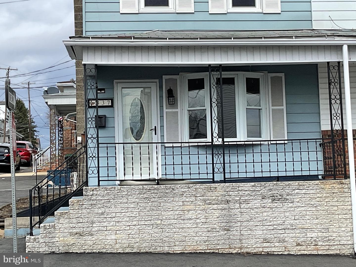 337 W Pine Street photo 2