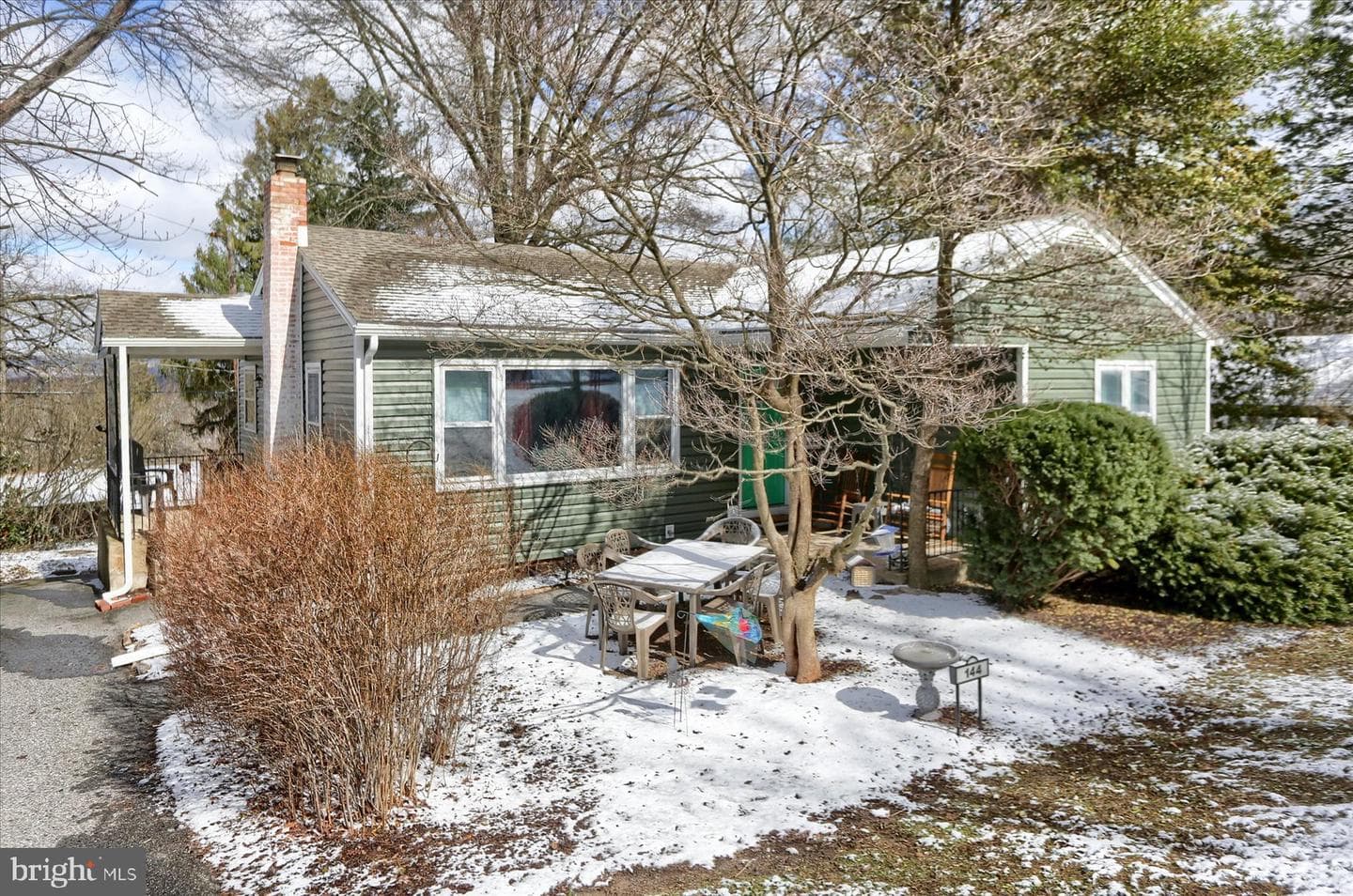 144 Mahantongo Drive photo 4