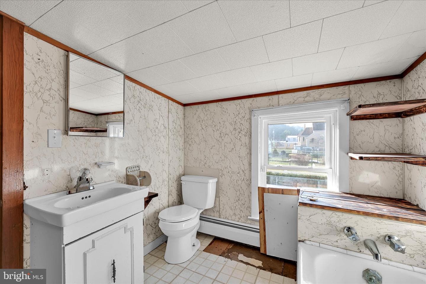 408 E Lawton Street photo 14