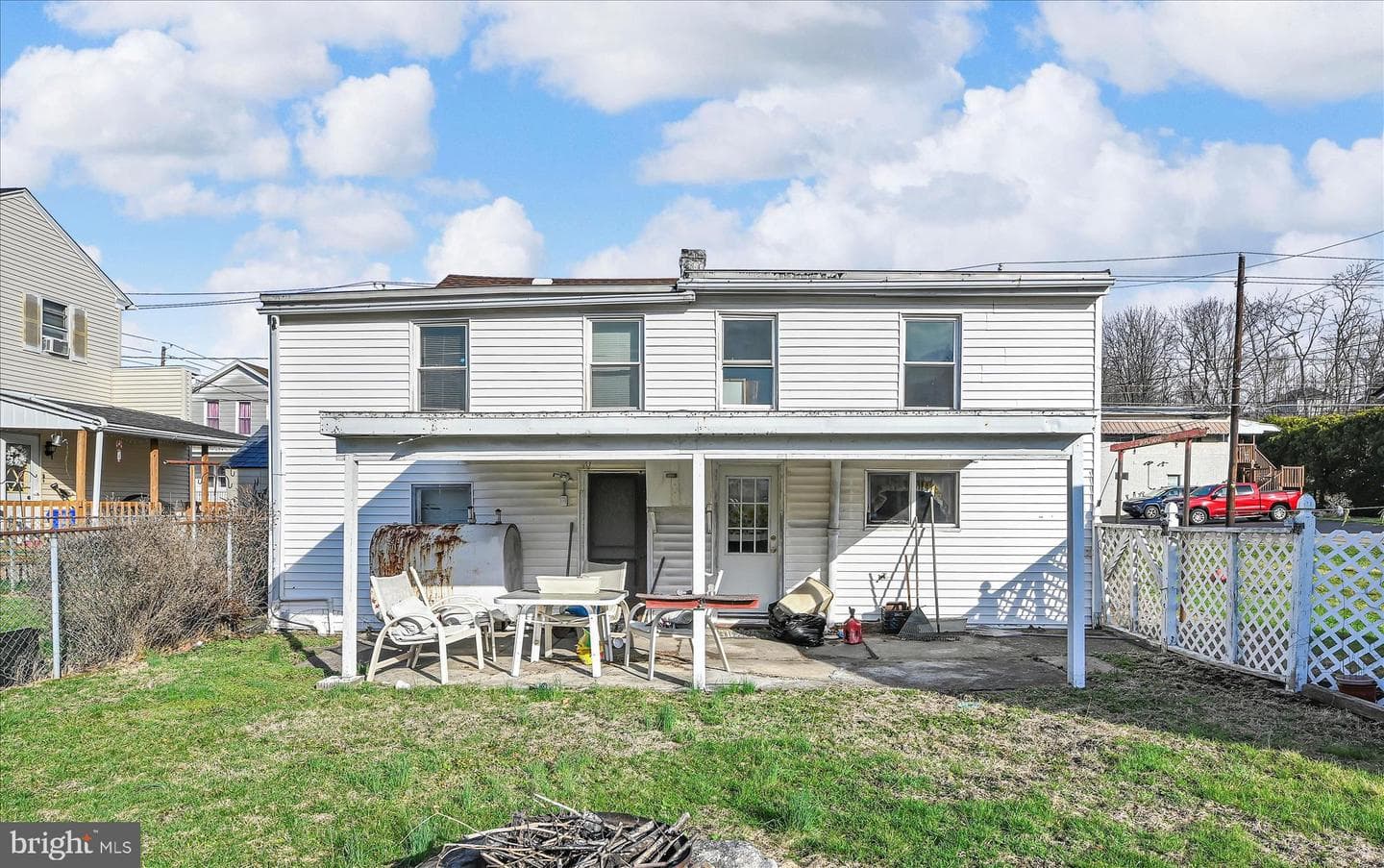 408 E Lawton Street photo 27