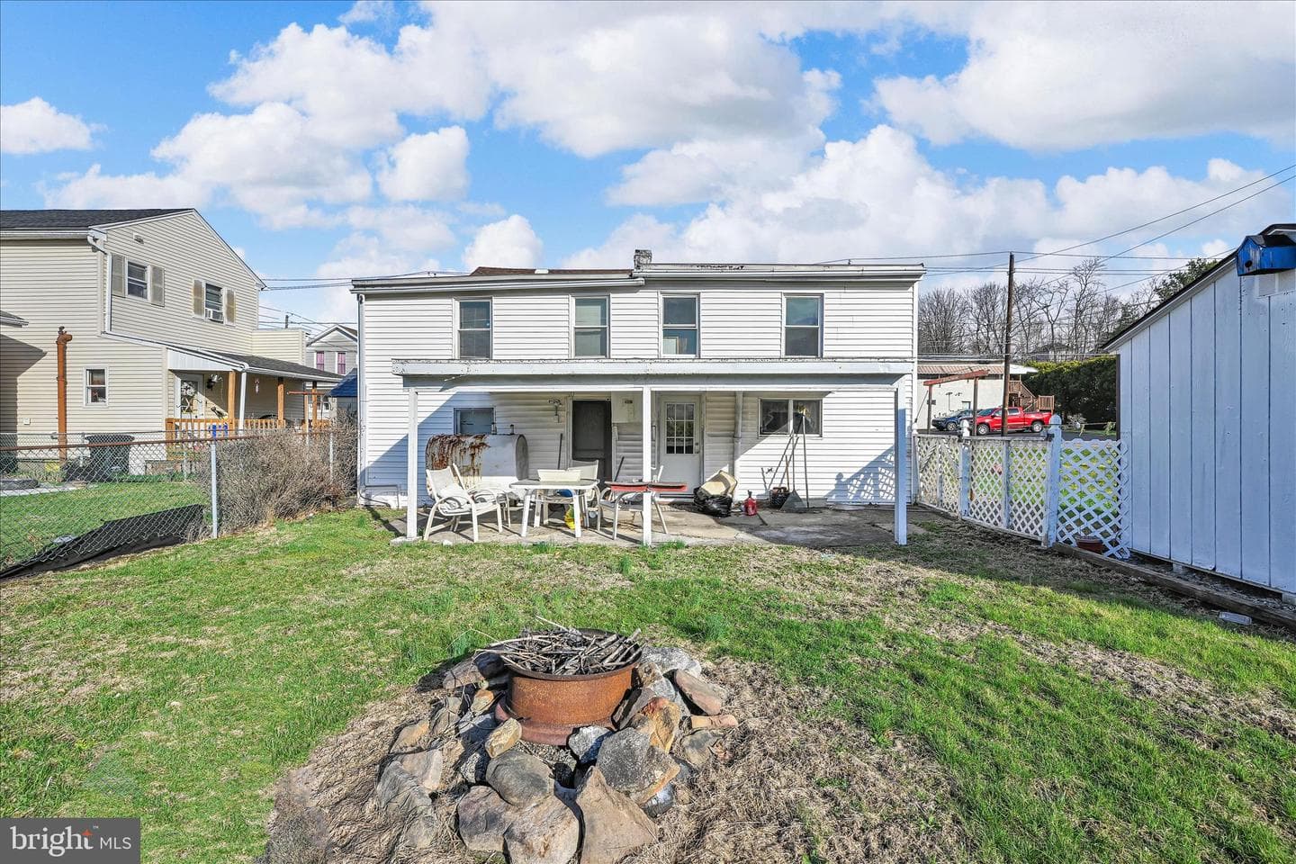 408 E Lawton Street photo 28
