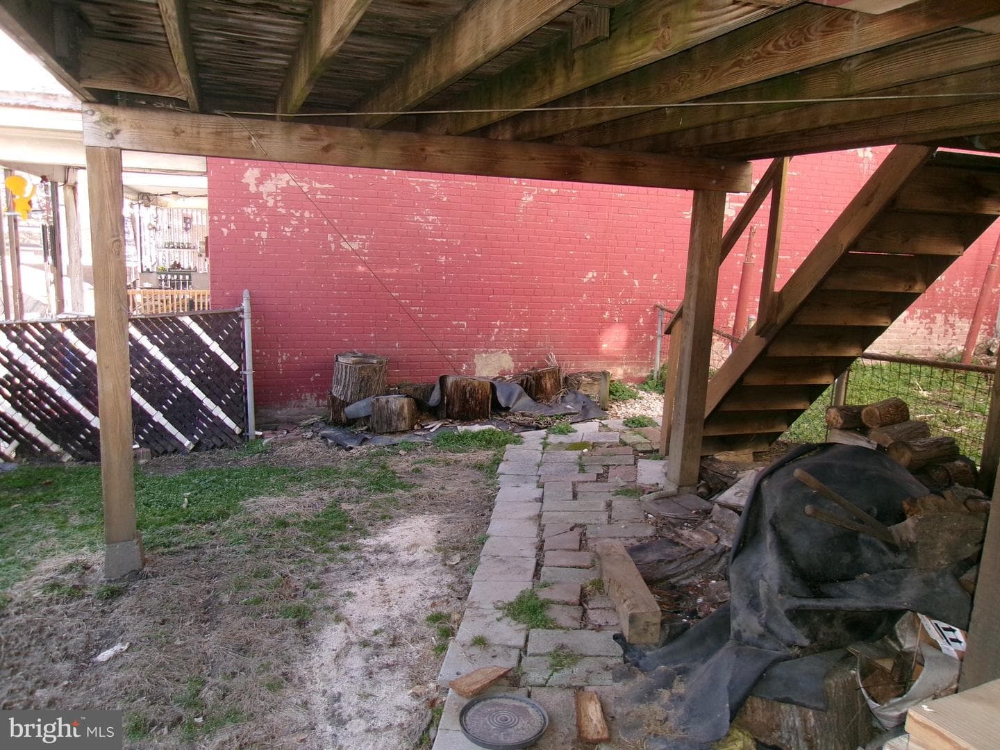 201 N George Street photo 13