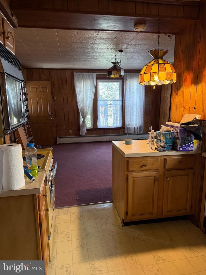 701 E Grand Avenue photo 11