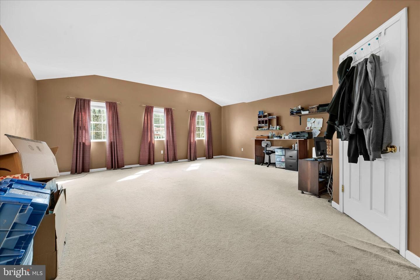207 Pine Boulevard photo 28