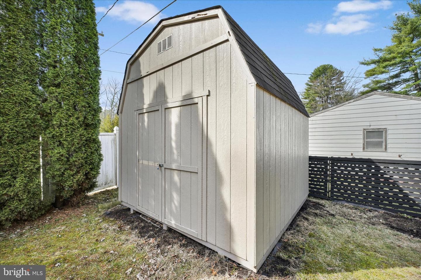 207 Pine Boulevard photo 46