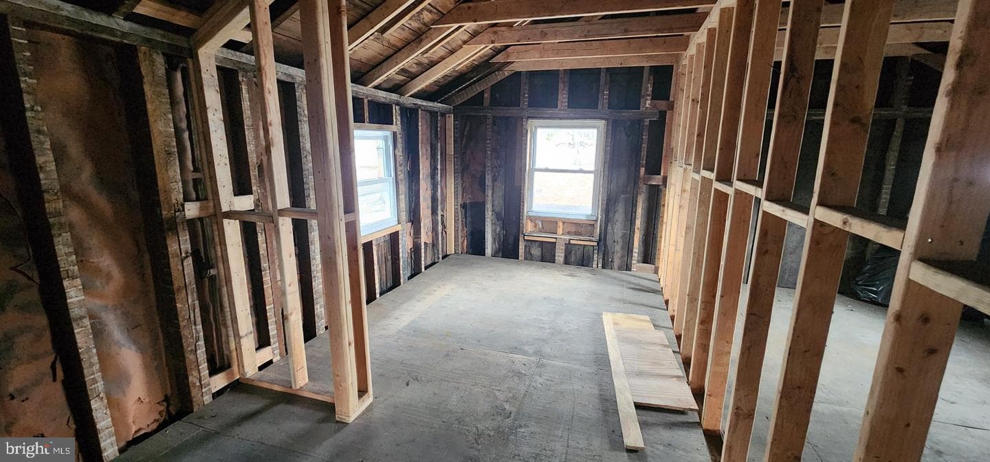 2014 W Center Street photo 17