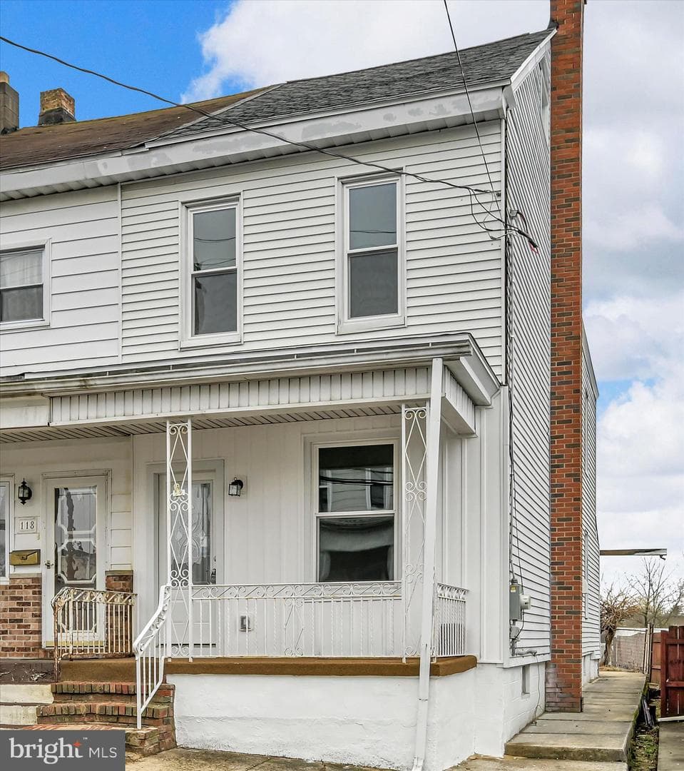 120 E Chestnut Street photo 5