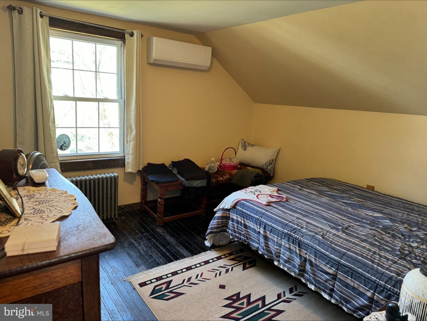 690 High Road photo 11