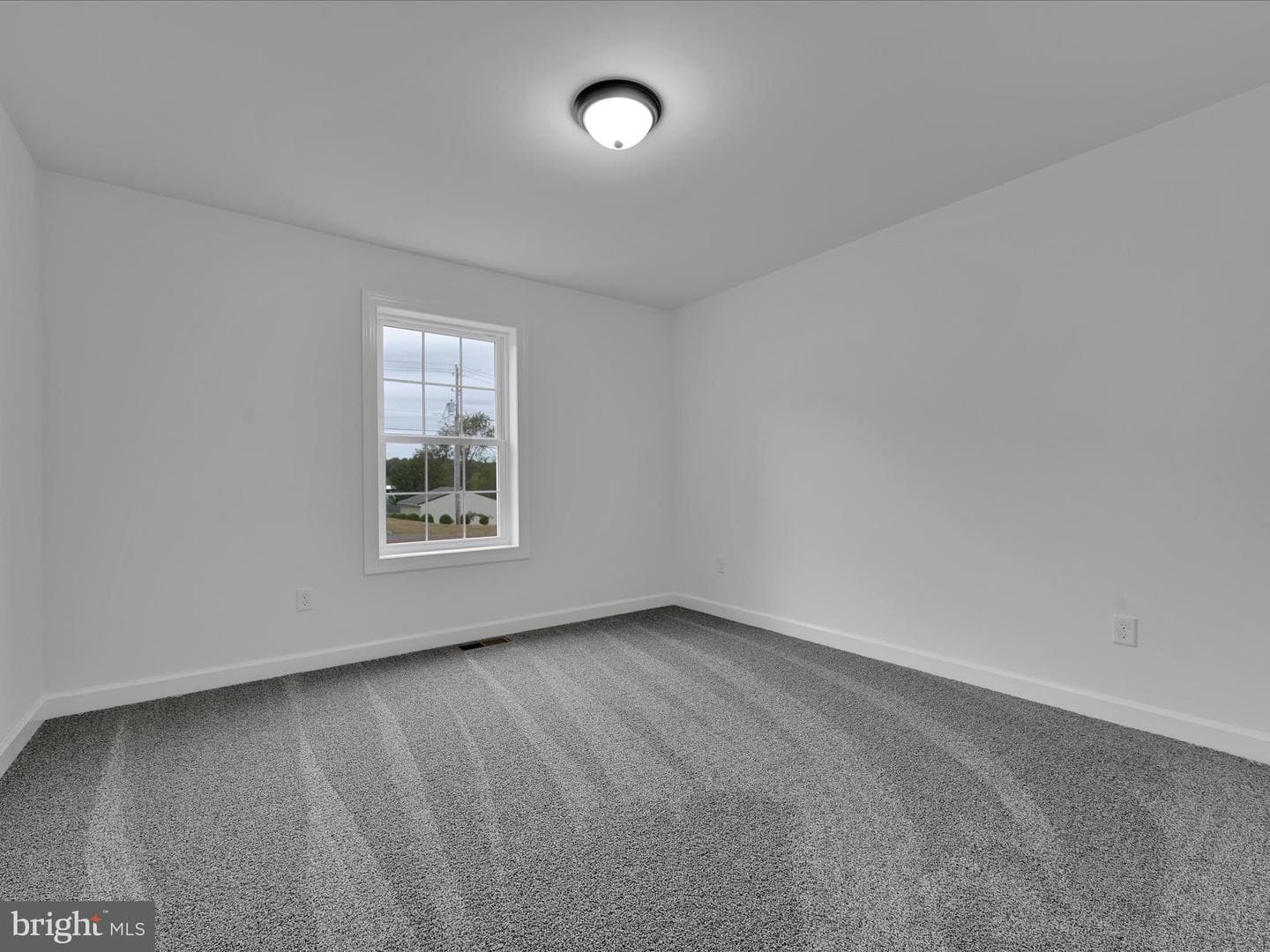 1591 Stag Drive photo 21