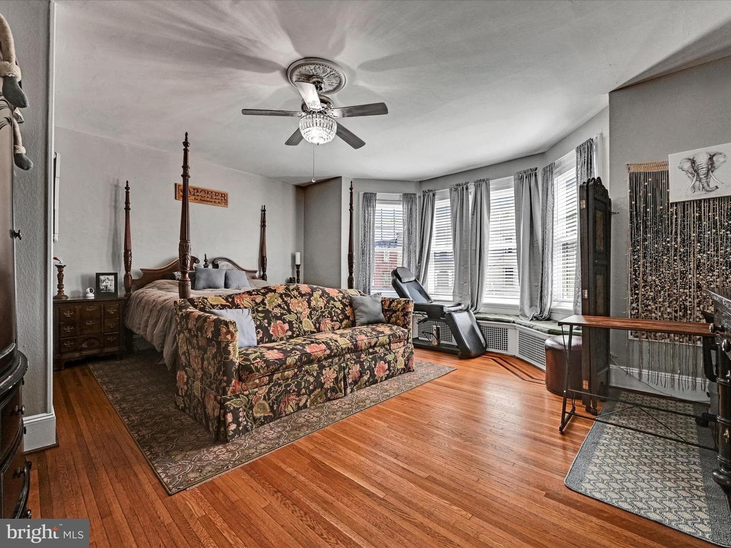 431 Centre Street photo 26
