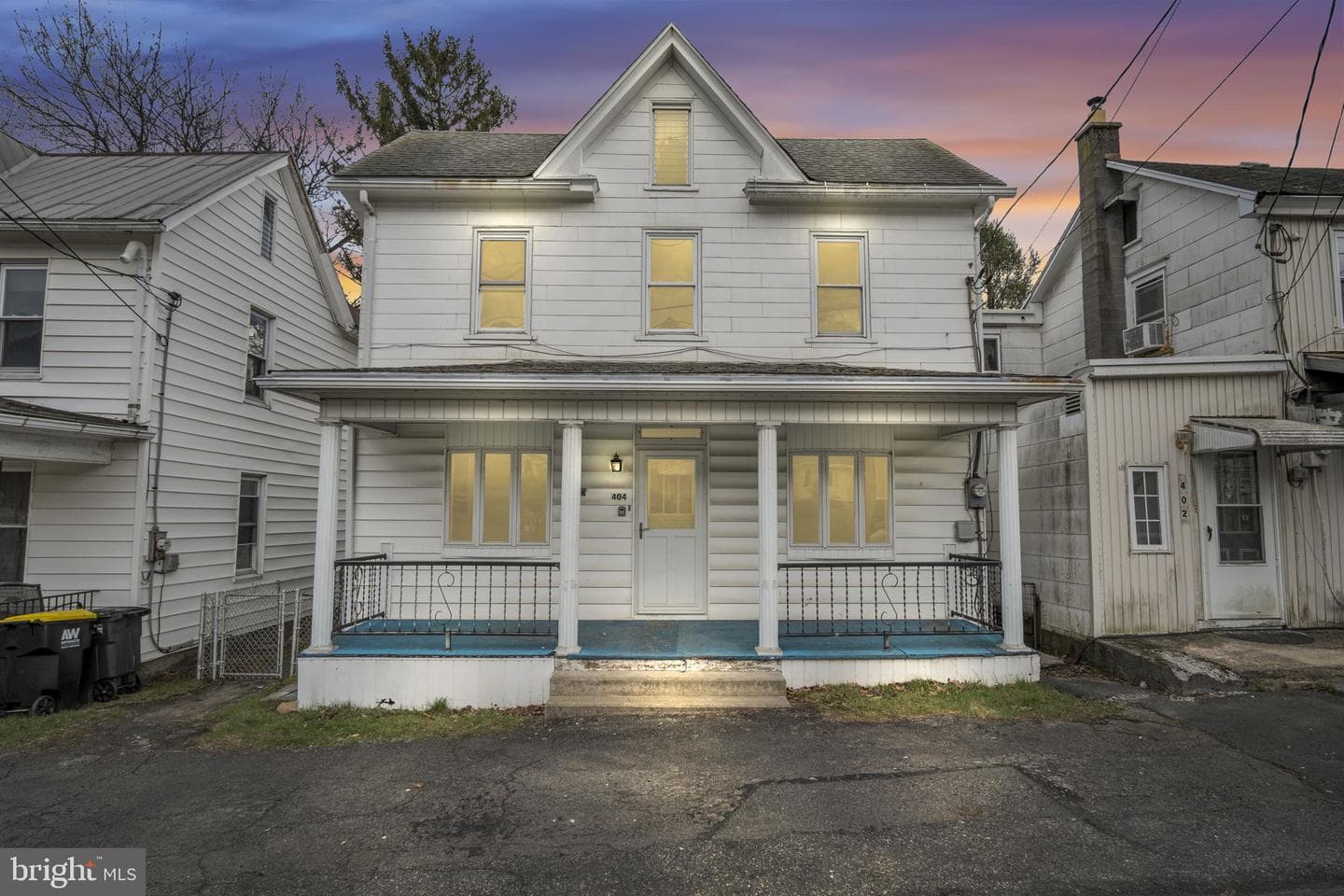 404 Main St