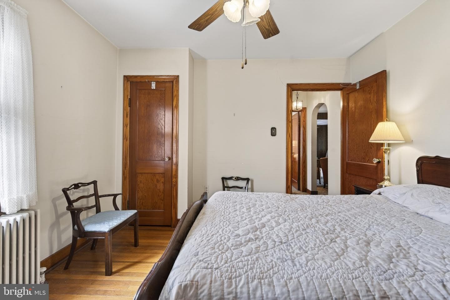 230 W Howard Avenue photo 22