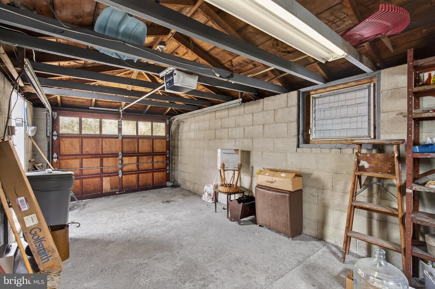 230 W Howard Avenue photo 61