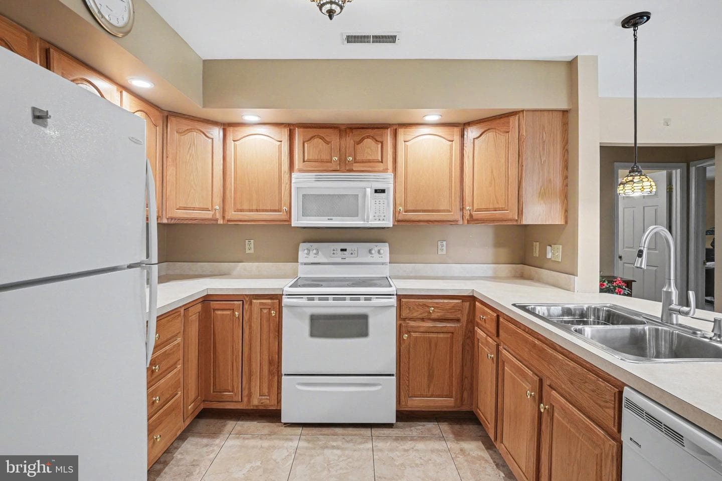 204 Pine Crest Village Drive photo 10