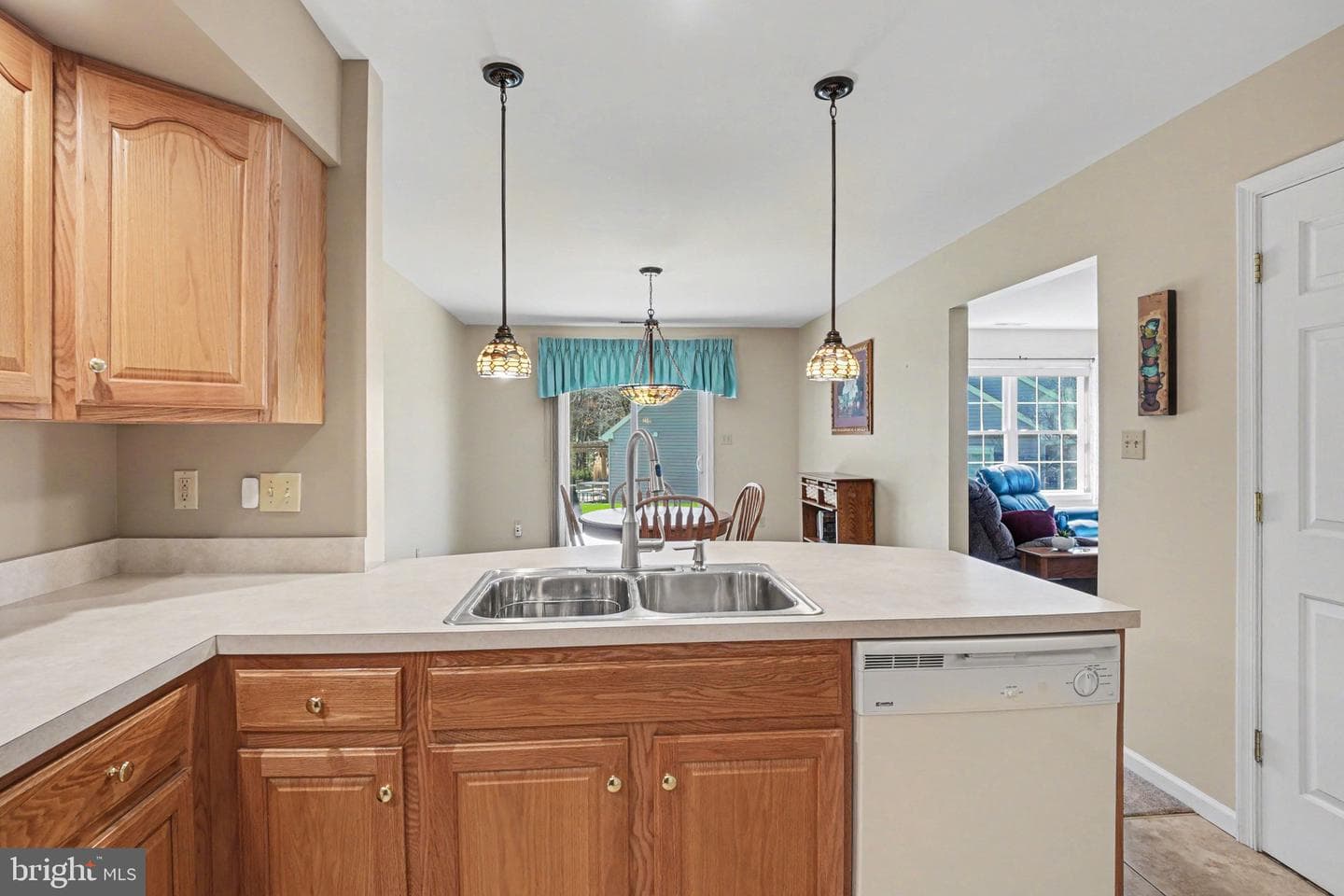 204 Pine Crest Village Drive photo 9