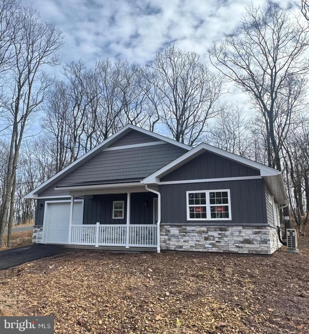 103 Hidden Forest Dr, Hazleton
