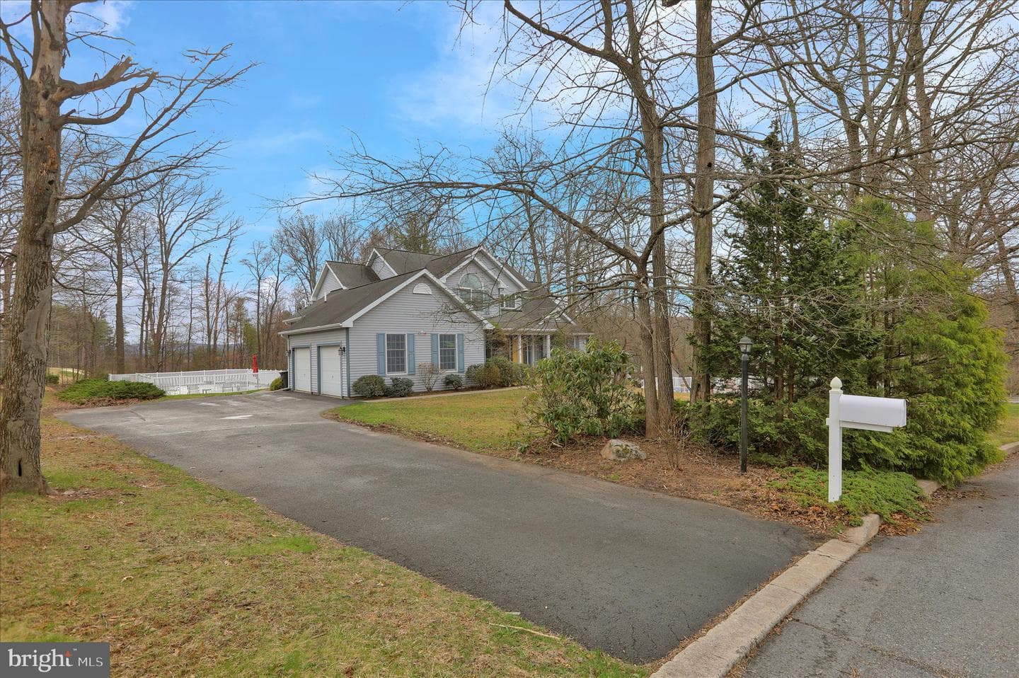 2004 Ridgeview Drive photo 5