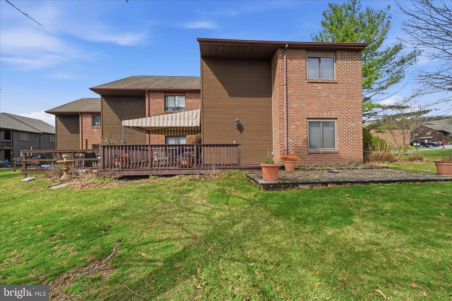 1001 Village Road photo 29