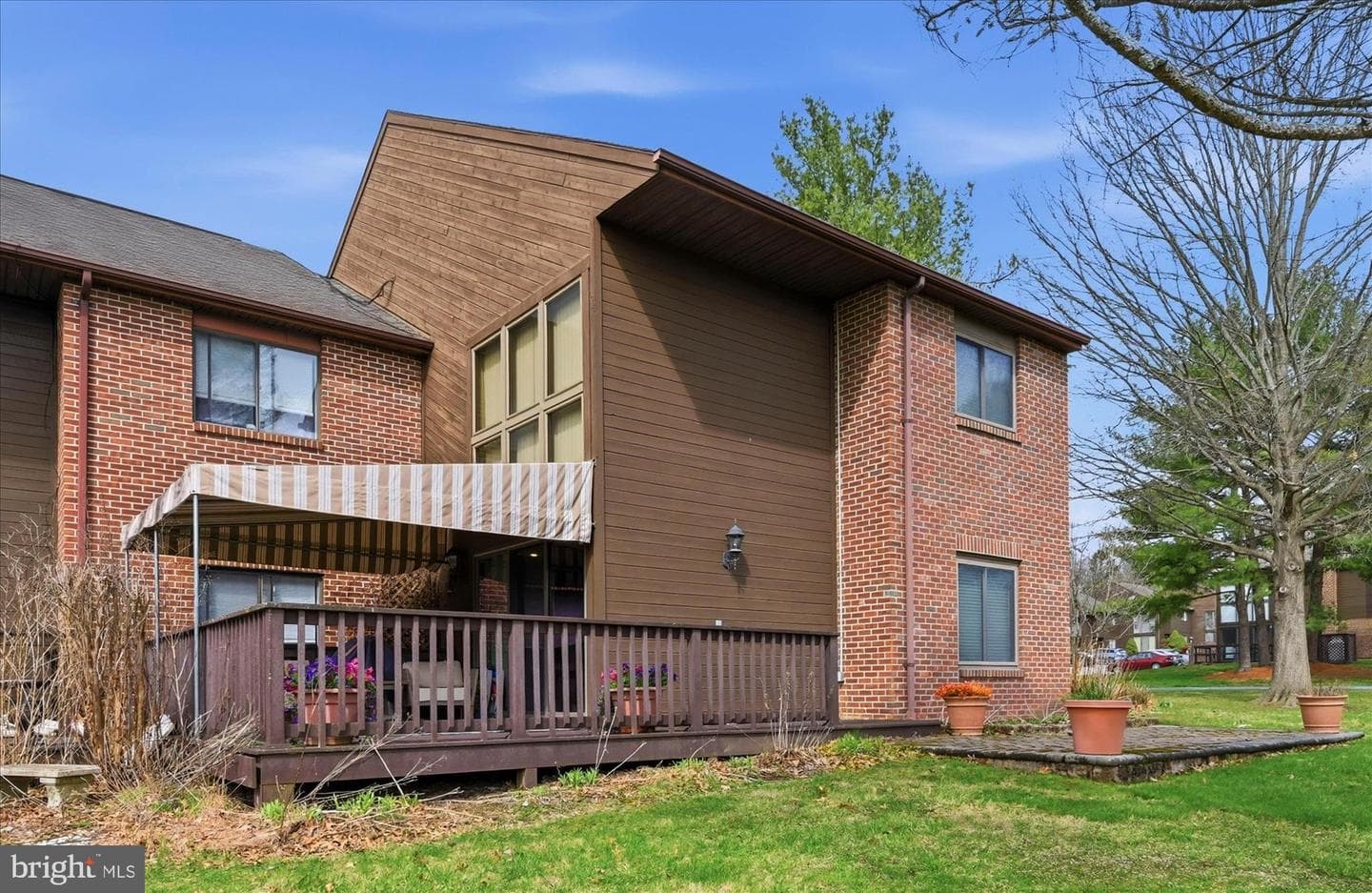 1001 Village Road photo 32