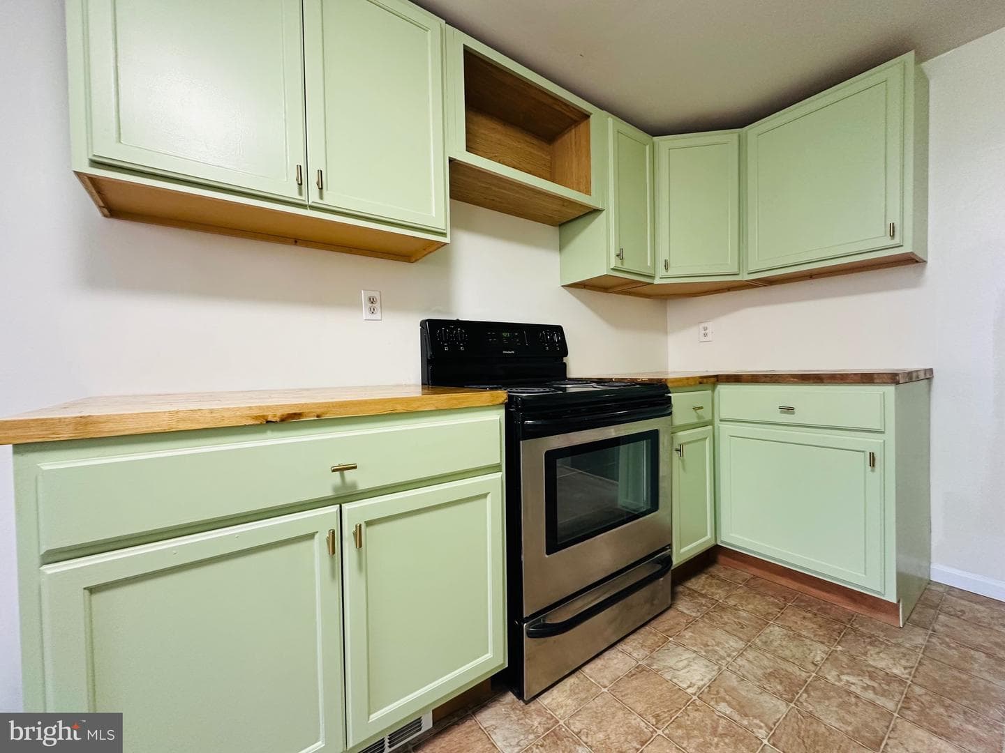 16 Spruce Street photo 17