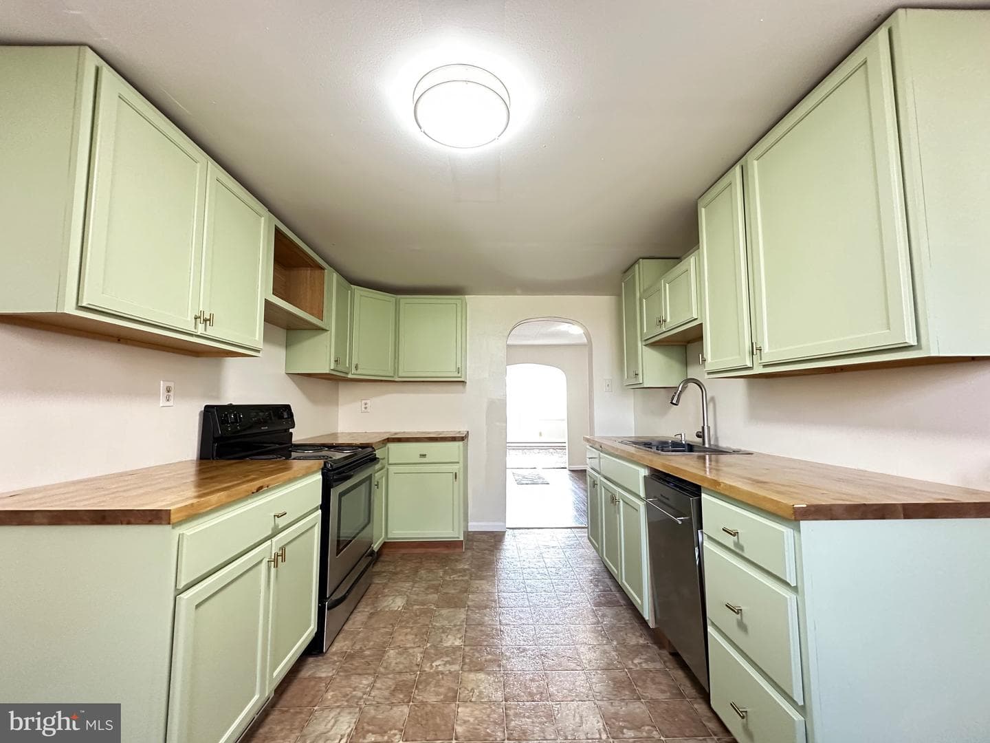 16 Spruce Street photo 18