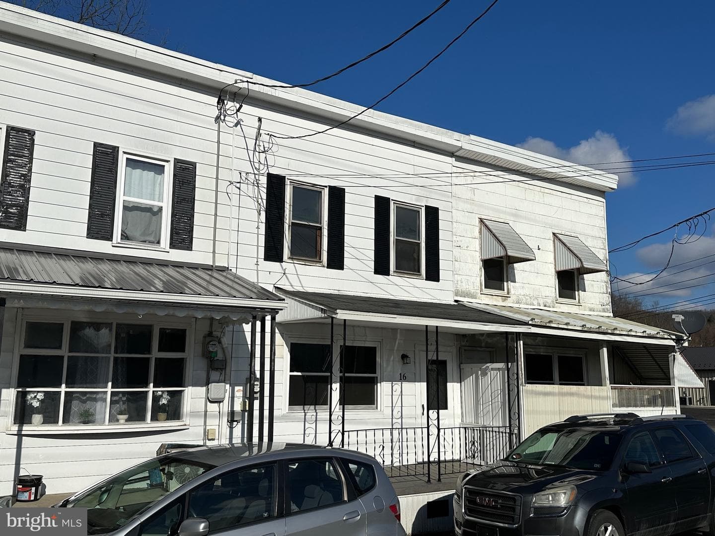 16 Spruce Street photo 2