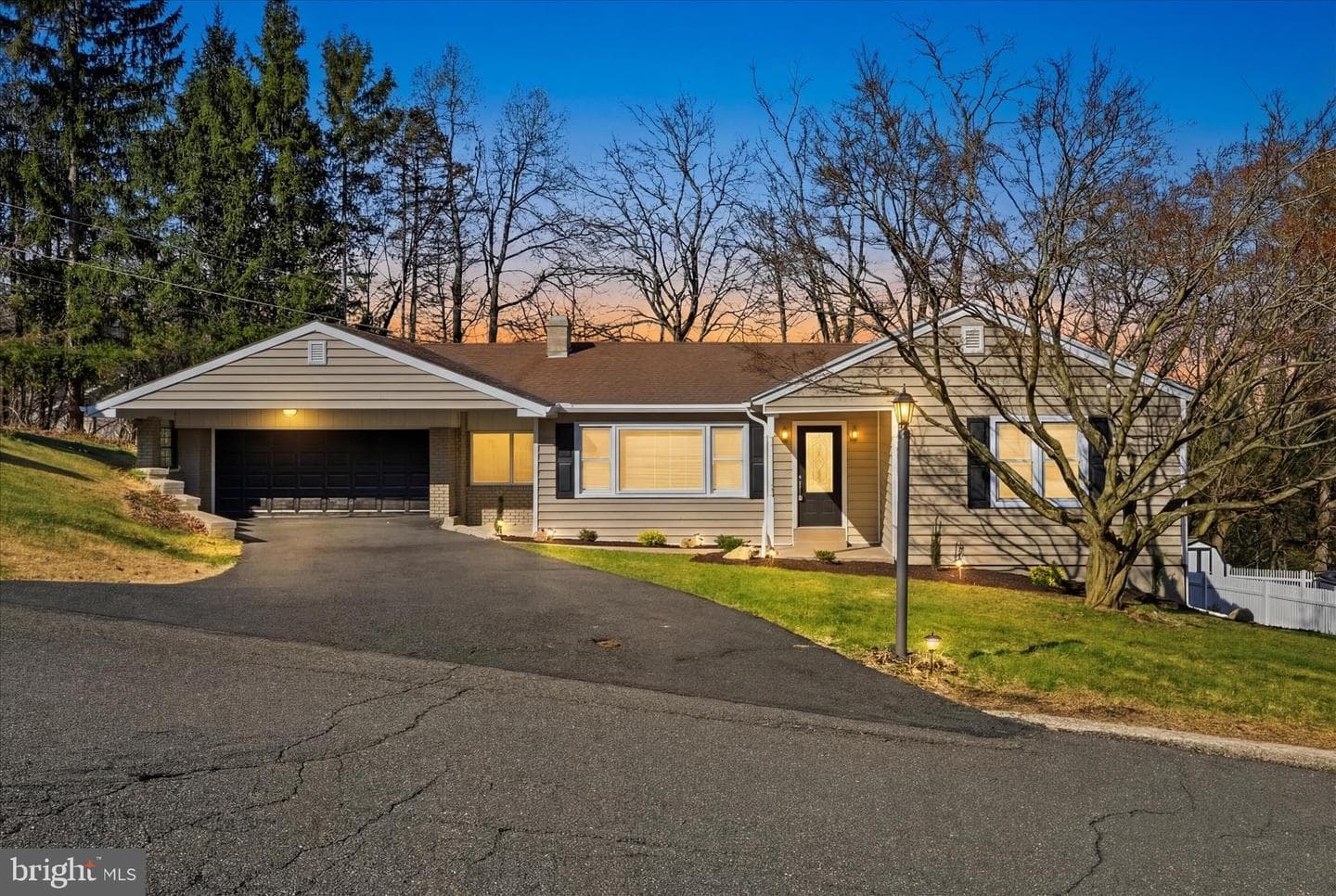 115 Mahantongo Drive photo 2